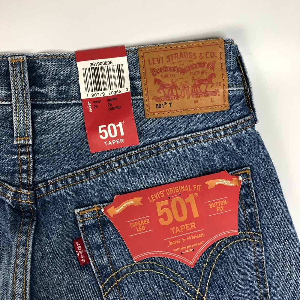 Levi's 501 Crop Taper Rose Embroidery Jeans NWT - Picture 6 of 7